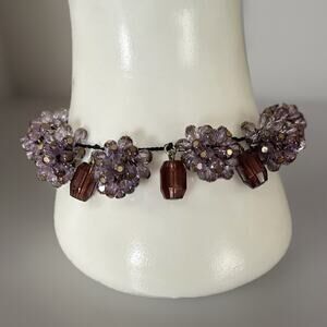 Cute Vintage Purple Beaded Bracelet. Measures 7"